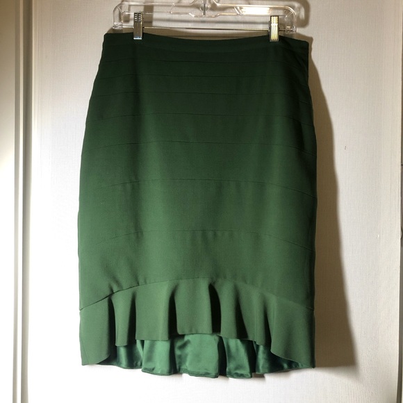 Lined Kelly green skirt for Easter! - Picture 1 of 5